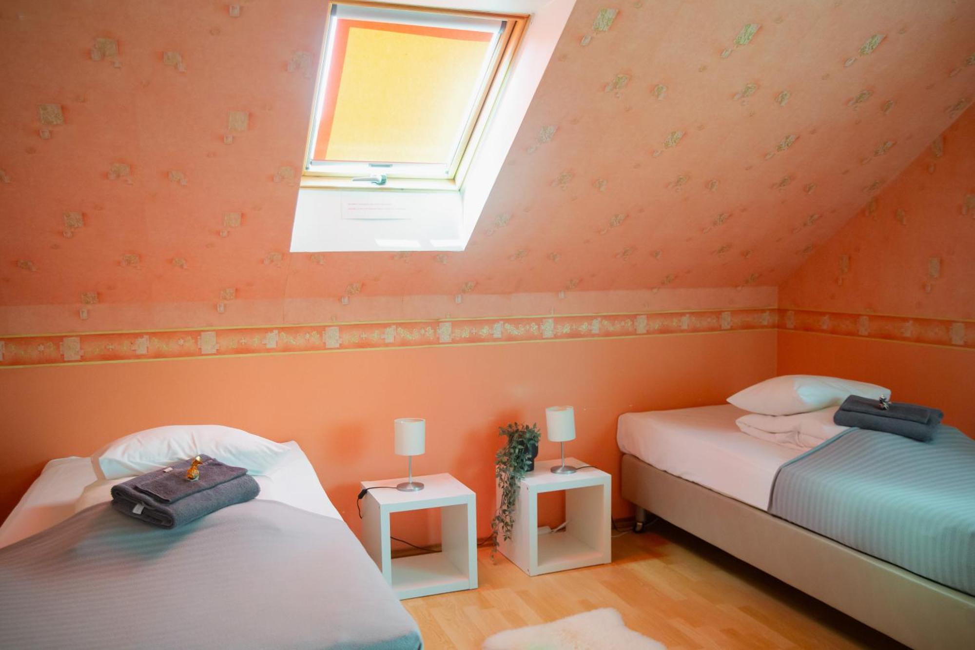 Konrad Family Guesthouse Kuressaare Kamer foto